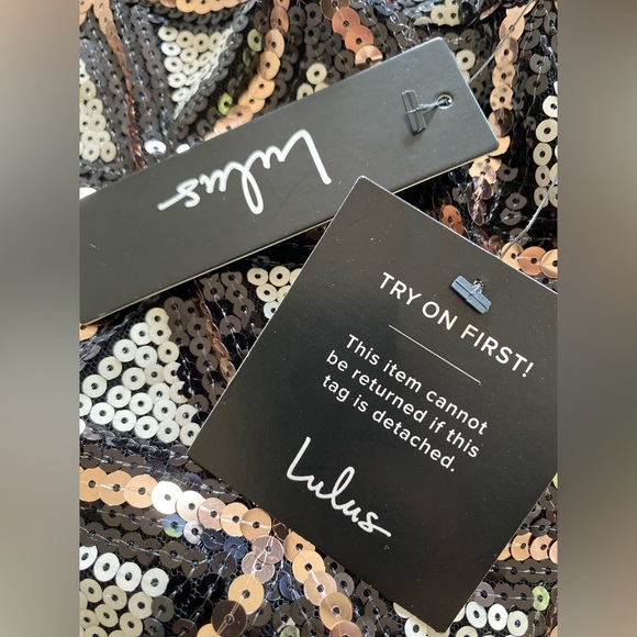 Lulus | Waking Up in Vegas dress in rose gold | XS - Picture 4 of 8